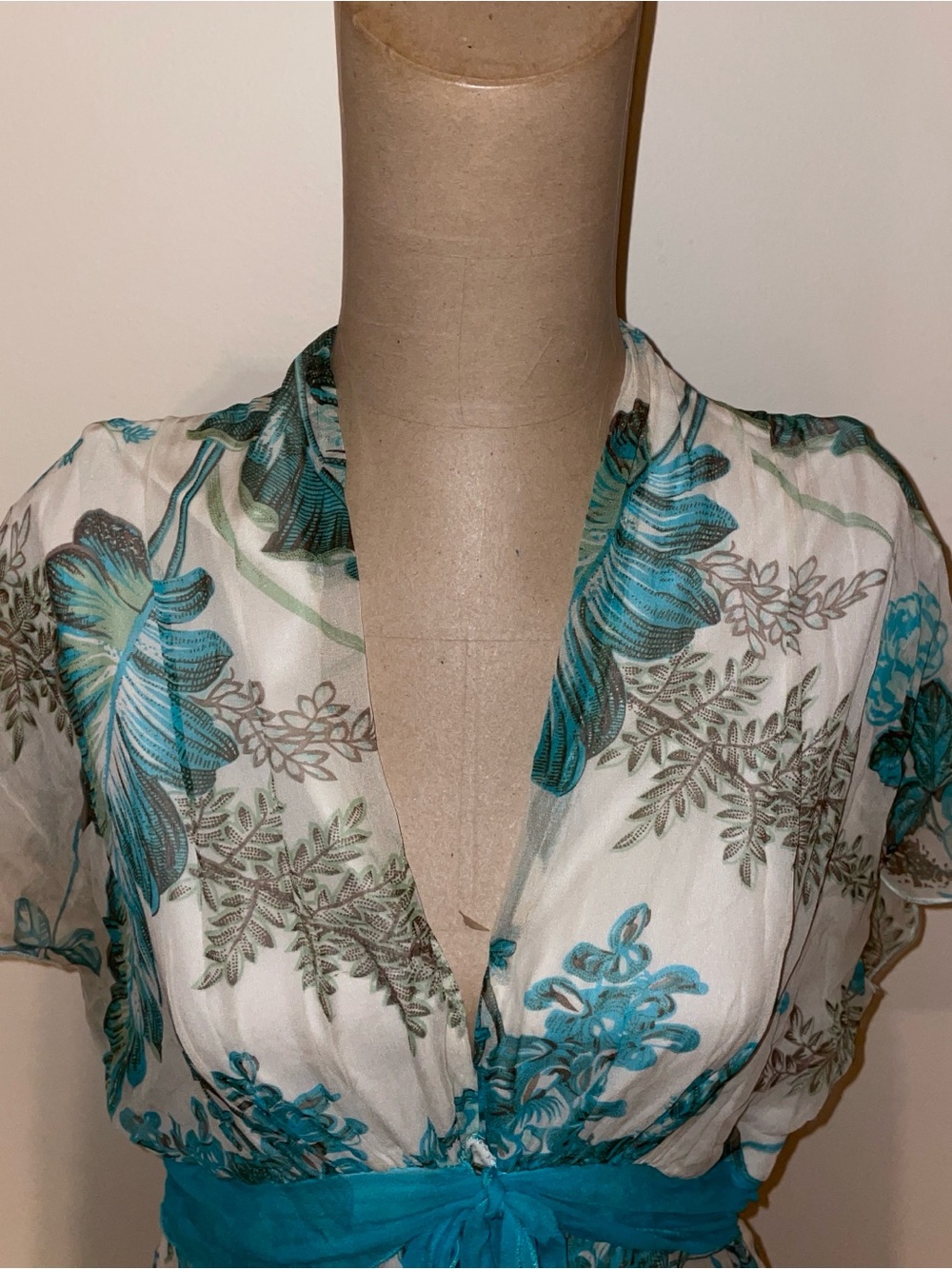 Floral silk maxi dress-dainty-delicate-modest SIZE 12 Jonathan Martin - Picture 3 of 11
